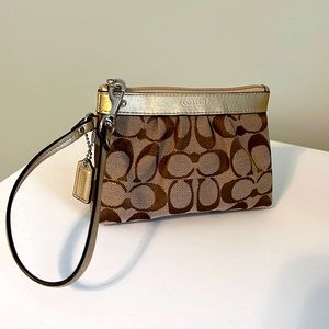 Small Coach signature fabric pleated wristlet